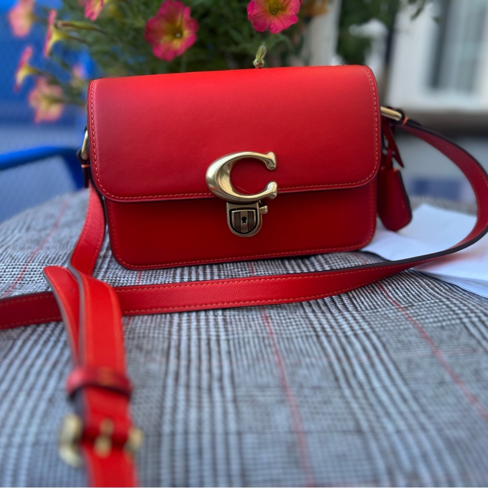 ❌sold❌ Coach Studio 19 brass red/orange